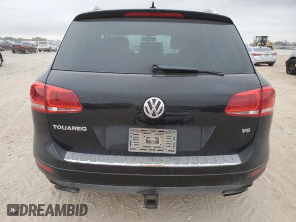 2013 Volkswagen Touareg Lux with VIN WVGEF9BP7DD005872, listed as a Copart auction lot 82618654 with 236,650 mi miles and Salvage Title. Bid and sale history available at DreamBid. Image 6.