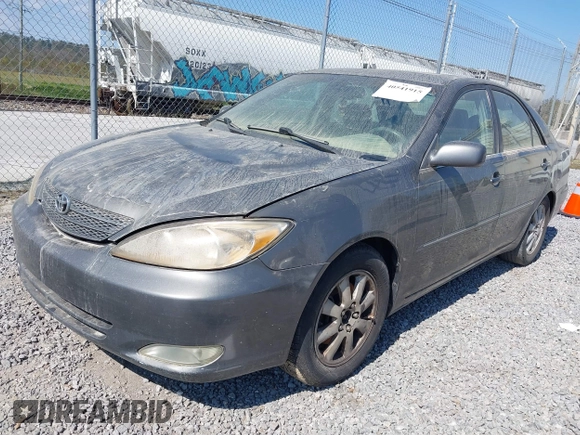 2004 Toyota Camry LE with VIN 4T1BF30K94U576450, listed as a IAAI auction lot 40541915 with Not Provided miles and . Bid and sale history available at carsss.com. Image 16.
