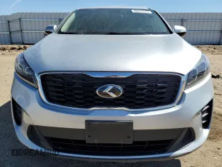 2019 Kia Sorento LX with VIN 5XYPG4A30KG449573, listed as a Copart auction lot 48231315 with 83,287 mi miles and Salvage Title. Bid and sale history available at carsss.com. Image 5.