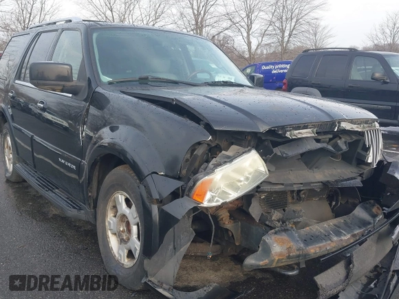 2005 Lincoln Navigator Luxury with VIN 5LMFU28535LJ11344, listed as a IAAI auction lot 41469627 with 177,036 mi miles. Bid and sale history available at carsss.com. Image 6.