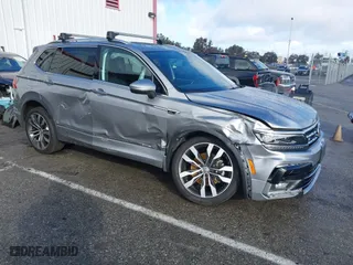 2020 Volkswagen Tiguan SEL Premium R-Line with VIN 3VV4B7AX3LM026062, listed as a IAAI auction lot 41590875 with 50,036 mi miles. Bid and sale history available at carsss.com. Image 1.