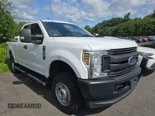 2019 Ford F-250 XL с VIN 1FT7X2B66KEG79723, выставлен на аукционе IAAI как лот 42571486 с пробегом 80 924 миль миль и . История ставок и продаж доступна на DreamBid. Изображение 19.