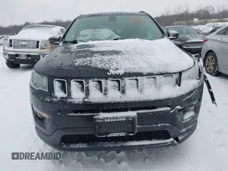 2018 Jeep Compass Altitude with VIN 3C4NJDBB6JT307069, listed as a IAAI auction lot 41351646 with 50,387 mi miles and . Bid and sale history available at carsss.com. Image 12.