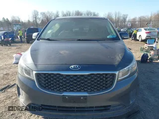 2017 Kia Sedona LX with VIN KNDMB5C12H6229530, listed as a IAAI auction lot 41817443 with 97,160 mi miles. Bid and sale history available at carsss.com. Image 12.