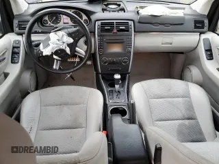 2009 Mercedes-Benz B 200 with VIN WDDFH34X09J395175, listed as a Copart auction lot 77177294 with 246,122 mi miles and Salvage Title. Bid and sale history available at carsss.com. Image 8.
