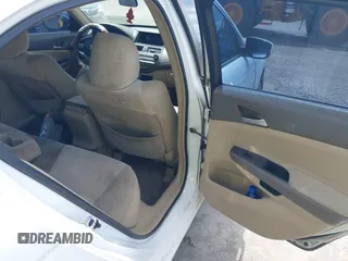 2008 Honda Accord LX z VIN 1HGCP26308A082857, wystawiony jako IAAI lot #42155580 z przebiegiem 190 752 mil mil oraz . Historia ofert i sprzedaży dostępna na DreamBid. Obrazek 8.