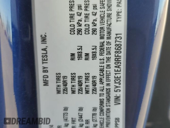 2024 Tesla Model 3 z VIN 5YJ3E1EA9RF868731, wystawiony jako Copart lot #58517675 z przebiegiem Nie podano mil oraz Nie do naprawy. Historia ofert i sprzedaży dostępna na DreamBid. Obrazek 13.