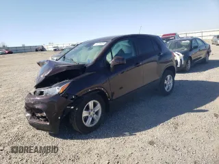 2020 Chevrolet Trax LS z VIN KL7CJKSB6LB341851, wystawiony jako Copart lot #48791035 z przebiegiem Nie podano mil oraz Szkoda całkowita • Salvage title. Historia ofert i sprzedaży dostępna na DreamBid. Obrazek 1.