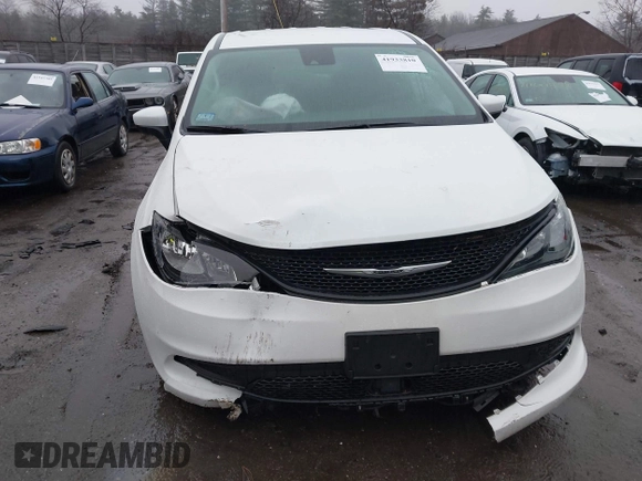 2023 Chrysler Voyager LX z VIN 2C4RC1CGXPR608105, wystawiony jako IAAI lot #41933810 z przebiegiem 10 635 mil mil oraz . Historia ofert i sprzedaży dostępna na DreamBid. Obrazek 12.