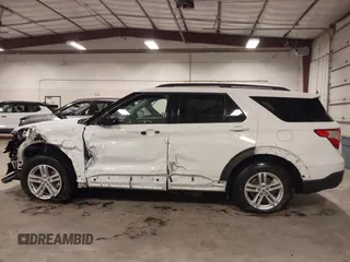 2022 Ford Explorer XLT z VIN 1FMSK8DH4NGB05636, wystawiony jako IAAI lot #42211545 z przebiegiem 55 366 mil mil oraz . Historia ofert i sprzedaży dostępna na DreamBid. Obrazek 15.