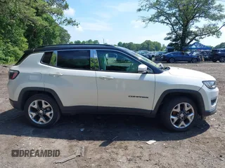 2018 Jeep Compass Limited z VIN 3C4NJDCB0JT329700, wystawiony jako IAAI lot #42728056 z przebiegiem 63 214 mil mil oraz . Historia ofert i sprzedaży dostępna na DreamBid. Obrazek 13.