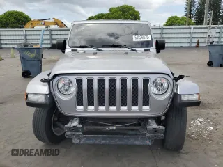 2020 Jeep Wrangler Unlimited Sahara z VIN 1C4HJXEN3LW184557, wystawiony jako Copart lot #54826075 z przebiegiem 50 785 mil mil oraz Szkoda całkowita • Salvage title. Historia ofert i sprzedaży dostępna na DreamBid. Obrazek 5.