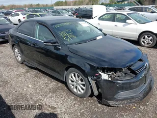 2013 Volkswagen Jetta SE with VIN 3VWDP7AJ3DM250054, listed as a IAAI auction lot 42133801 with 120,939 mi miles and . Bid and sale history available at DreamBid. Image 1.