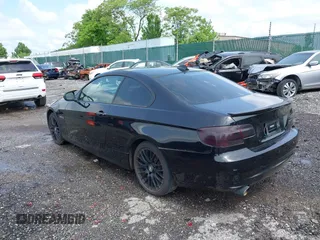 2011 BMW 3 Series 328i xDrive z VIN WBAKF3C54BE567850, wystawiony jako IAAI lot #42295138 z przebiegiem Nie podano mil oraz . Historia ofert i sprzedaży dostępna na DreamBid. Obrazek 3.