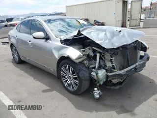 2015 Kia Cadenza Premium z VIN KNALN4D75F5174264, wystawiony jako IAAI lot #42004287 z przebiegiem 100 385 mil mil oraz . Historia ofert i sprzedaży dostępna na DreamBid. Obrazek 1.