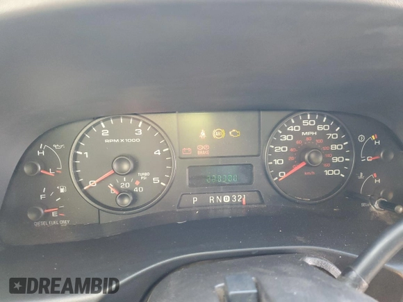 2007 Ford F-350 XL z VIN 1FTWW31P17EA63580, wystawiony jako Copart lot #85662754 z przebiegiem 228 300 mil mil oraz Szkoda całkowita • Salvage title. Historia ofert i sprzedaży dostępna na DreamBid. Obrazek 9.