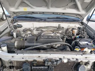 2002 Toyota Tundra SR5 with VIN 5TBBT44162S310544, listed as a IAAI auction lot 41316865 with 198,382 mi miles. Bid and sale history available at carsss.com. Image 10.