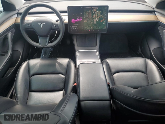2021 Tesla Model 3 Standard Range Plus z VIN 5YJ3E1EAXMF973450, wystawiony jako Copart lot #52766645 z przebiegiem 66 827 mil mil oraz Szkoda całkowita • Salvage title. Historia ofert i sprzedaży dostępna na DreamBid. Obrazek 8.