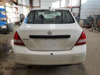 2009 Nissan Versa 1.6 with VIN 3N1CC11E59L477417, listed as a Copart auction lot 88986075 with 0 mi miles and Salvage Title. Bid and sale history available at carsss.com. Image 6.
