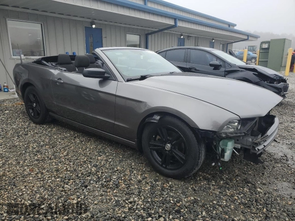 2014 Ford Mustang V6 with VIN 1ZVBP8EM5E5300459, listed as a Copart auction lot 85114284 with 132,059 mi miles and Salvage Title. Bid and sale history available at carsss.com. Image 4.