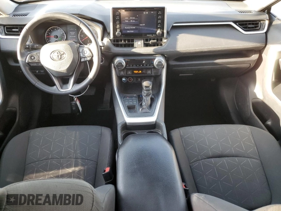 2019 Toyota RAV4 XLE with VIN 2T3P1RFV2KW020266, listed as a Copart auction lot 52183905 with 64,540 mi miles and Salvage title. Bid and sale history available at DreamBid. Image 8.