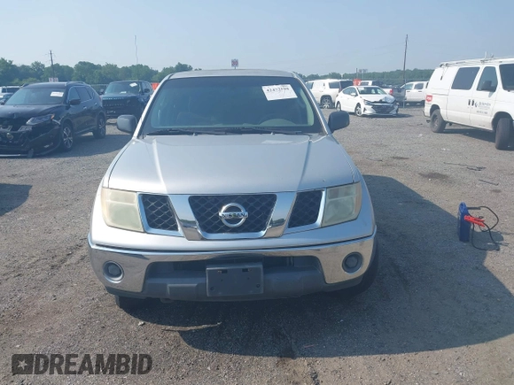 2008 Nissan Frontier SE z VIN 1N6AD07U38C435118, wystawiony jako IAAI lot #42472598 z przebiegiem 158 538 mil mil oraz . Historia ofert i sprzedaży dostępna na DreamBid. Obrazek 12.