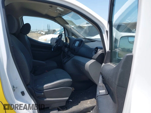 2020 Nissan NV200 S with VIN 3N6CM0KN3LK706805, listed as a IAAI auction lot 42565852 with 71,425 mi miles and . Bid and sale history available at DreamBid. Image 5.