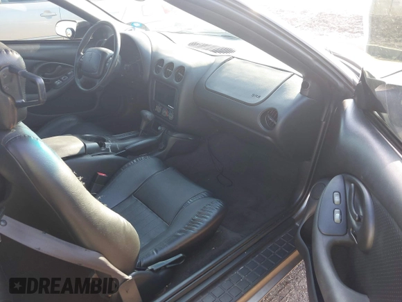 2001 Pontiac Firebird Firebird с VIN 2G2FS22K512124770, выставлен на аукционе IAAI как лот 42590414 с пробегом 57 212 миль миль и . История ставок и продаж доступна на DreamBid. Изображение 5.