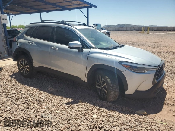 2023 Toyota Corolla Cross XLE with VIN 7MUDAAAG2PV050945, listed as a Copart auction lot 62237465 with 33,036 mi miles and Salvage title. Bid and sale history available at DreamBid. Image 4.