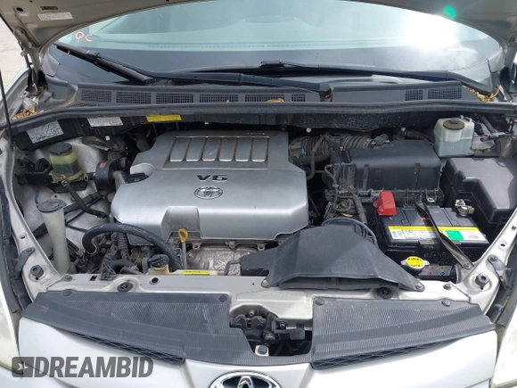 2009 Toyota Sienna XLE with VIN 5TDBK22C89S022909, listed as a IAAI auction lot 42139786 with 107,247 mi miles and . Bid and sale history available at DreamBid. Image 10.