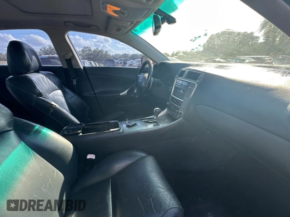 2006 Lexus IS 350 z VIN JTHBE262165001506, wystawiony jako Copart lot #87470374 z przebiegiem 213 188 mil mil oraz Czysty tytuł • Clean title. Historia ofert i sprzedaży dostępna na DreamBid. Obrazek 5.