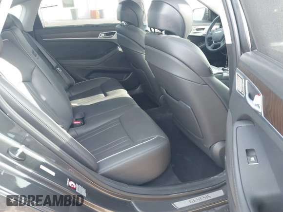 2018 Genesis G80 3.8L with VIN KMHGN4JE3JU230140, listed as a IAAI auction lot 41699214 with 35,864 mi miles. Bid and sale history available at carsss.com. Image 8.