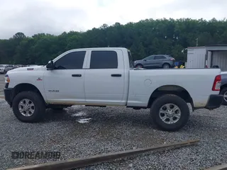 2022 Ram 2500 Tradesman with VIN 3C6UR5CL9NG159894, listed as a IAAI auction lot 42351239 with 158,088 mi miles and . Bid and sale history available at DreamBid. Image 14.