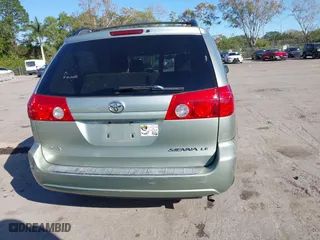 2010 Toyota Sienna CE with VIN 5TDKK4CC2AS329149, listed as a IAAI auction lot 41454554 with 202,599 mi miles. Bid and sale history available at carsss.com. Image 17.