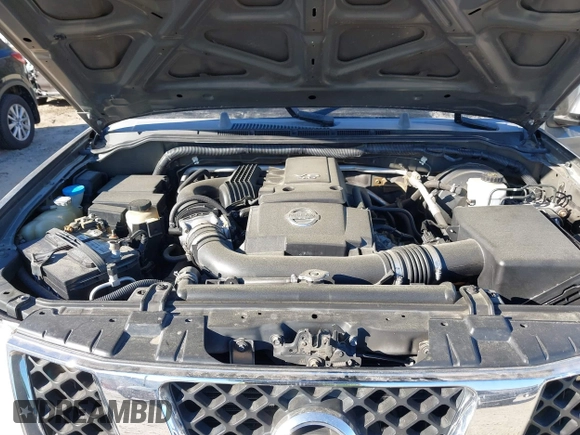 2005 Nissan Pathfinder SE with VIN 5N1AR18U55C791523, listed as a IAAI auction lot 41848499 with 247,768 mi miles. Bid and sale history available at carsss.com. Image 10.