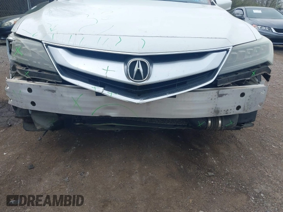 2016 Acura ILX z VIN 19UDE2F33GA013007, wystawiony jako IAAI lot #41902439 z przebiegiem 123 447 mil mil oraz . Historia ofert i sprzedaży dostępna na DreamBid. Obrazek 6.