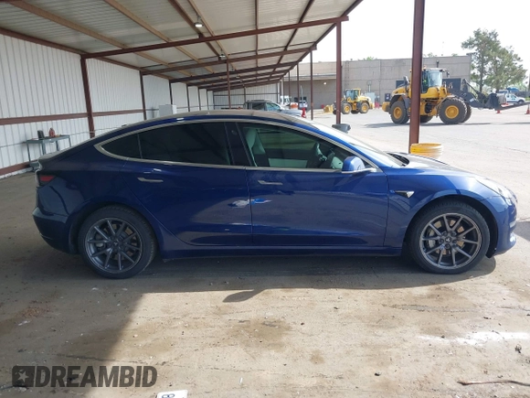 2019 Tesla Model 3 Mid Range z VIN 5YJ3E1EA3KF314882, wystawiony jako IAAI lot #42009874 z przebiegiem 160 381 mil mil oraz . Historia ofert i sprzedaży dostępna na DreamBid. Obrazek 13.