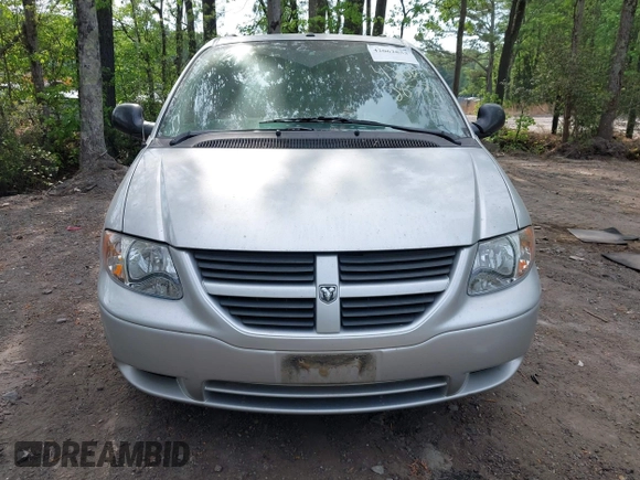 2007 Dodge Grand Caravan SE z VIN 1D4GP24R77B167228, wystawiony jako IAAI lot #42062853 z przebiegiem 133 659 mil mil oraz . Historia ofert i sprzedaży dostępna na DreamBid. Obrazek 12.