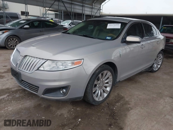 2009 Lincoln MKS z VIN 1LNHM93R39G634750, wystawiony jako IAAI lot #42179995 z przebiegiem 166 151 mil mil oraz . Historia ofert i sprzedaży dostępna na DreamBid. Obrazek 18.