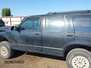1991 Chevrolet Blazer с VIN 1GNDT13Z9M2200353, выставлен на аукционе IAAI как лот 42747066 с пробегом 145 333 миль миль и . История ставок и продаж доступна на DreamBid. Изображение 13.