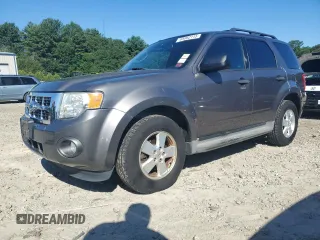 2011 Ford Escape XLT z VIN 1FMCU9D78BKC35522, wystawiony jako Copart lot #65952115 z przebiegiem 130 875 mil mil oraz Czysty tytuł • Clean title. Historia ofert i sprzedaży dostępna na DreamBid. Obrazek 1.