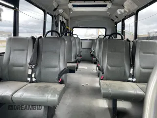 2018 Ford Econoline Cargo with VIN 1FDFE4FSXJDC36091, listed as a Copart auction lot 52462305 with 222,508 mi miles and Clean Title. Bid and sale history available at DreamBid. Image 6.