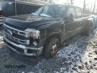 2023 Ford F-350 XL with VIN 1FT8W3DM2PED14021, listed as a Copart auction lot 87533355 with 86,991 mi miles and Salvage Title. Bid and sale history available at DreamBid. Image 1.