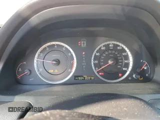2010 Honda Accord EX z VIN 1HGCP3F79AA012370, wystawiony jako Copart lot #85742824 z przebiegiem 147 834 mil mil oraz Szkoda całkowita • Salvage title. Historia ofert i sprzedaży dostępna na DreamBid. Obrazek 9.