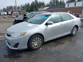 2014 Toyota Camry L with VIN 4T4BF1FK3ER425879, listed as a IAAI auction lot 41772525 with 180,910 mi miles. Bid and sale history available at carsss.com. Image 18.