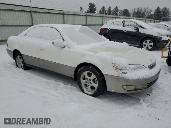 1997 Lexus ES 300 Luxury Sport Sdn with VIN JT8BF22G4V0025129, listed as a Copart auction lot 85422304 with 271,765 mi miles and Salvage Title. Bid and sale history available at carsss.com. Image 4.
