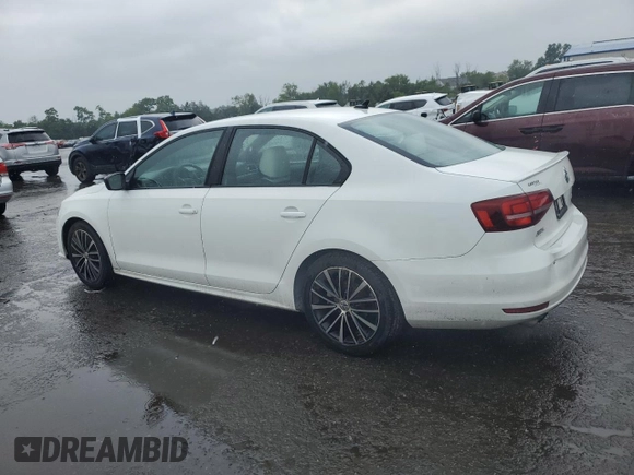 2016 Volkswagen Jetta Sport с VIN 3VWD17AJ0GM376913, выставлен на аукционе Copart как лот 62678685 с пробегом 73 532 миль миль и Списание • Salvage title. История ставок и продаж доступна на DreamBid. Изображение 2.