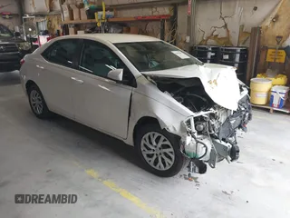 2019 Toyota Corolla L z VIN 5YFBURHE3KP891122, wystawiony jako IAAI lot #42095695 z przebiegiem 279 043 mil mil oraz . Historia ofert i sprzedaży dostępna na DreamBid. Obrazek 1.