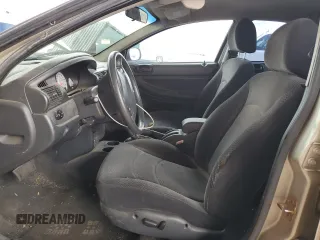 2006 Dodge Stratus SXT z VIN 1B3EL46X56N162261, wystawiony jako Copart lot #51186055 z przebiegiem 214 015 mil mil oraz Szkoda całkowita • Salvage title. Historia ofert i sprzedaży dostępna na DreamBid. Obrazek 7.