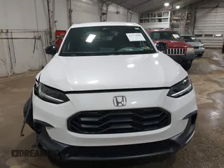 2024 Honda HR-V Sport with VIN 3CZRZ2H5XRM774513, listed as a IAAI auction lot 41773060 with 2,214 mi miles. Bid and sale history available at carsss.com. Image 12.